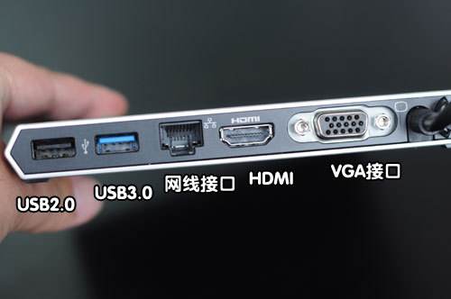 花屏死機(jī)解決方法：1檢查重新連接主機(jī)和顯示屏！